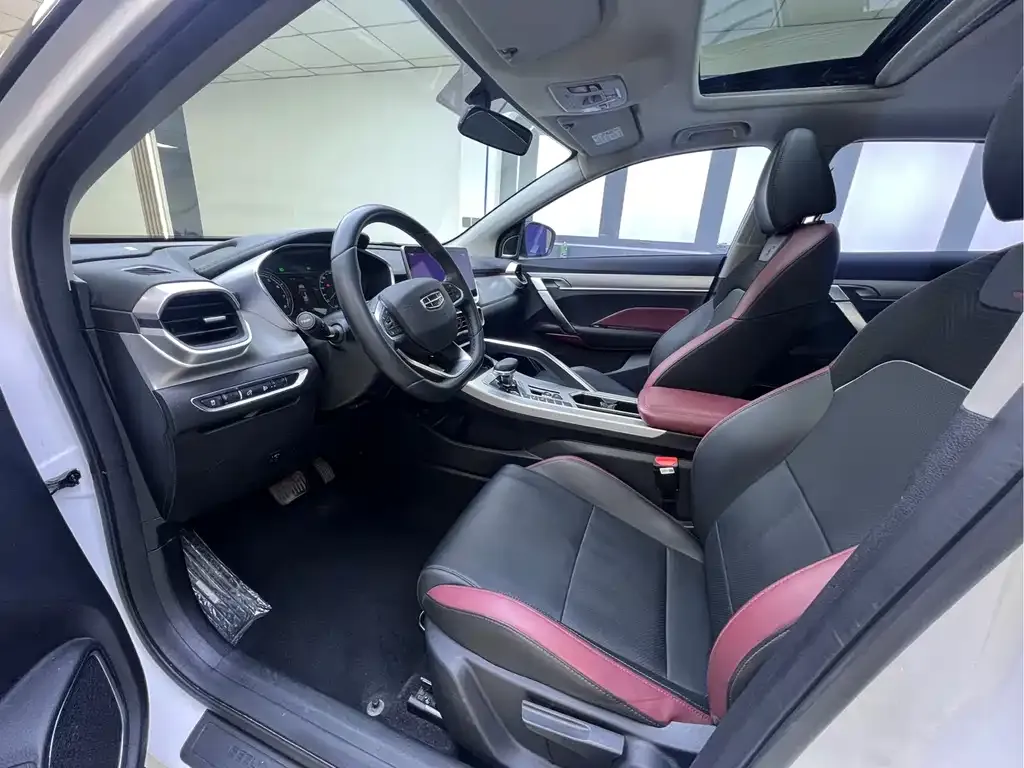 Geely Binyue 2022 из CN, фото 4