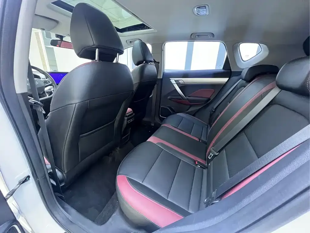 Geely Binyue 2022 из CN, фото 10