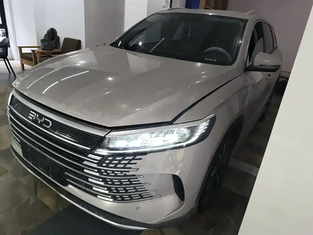 BYD Seal 05 DM-i — фото 4