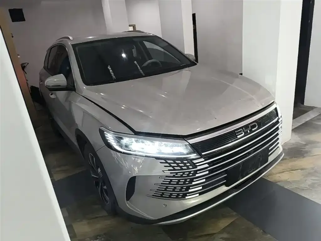 BYD Seal 05 DM-i — фото 6