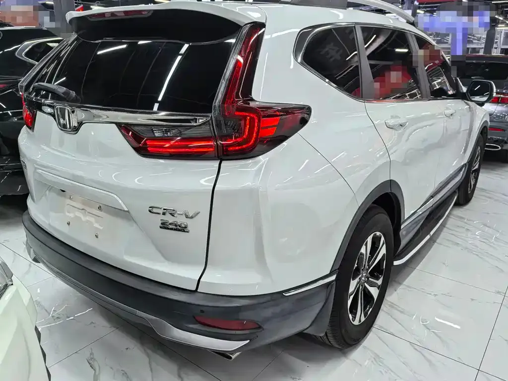 Honda CR-V — фото 8