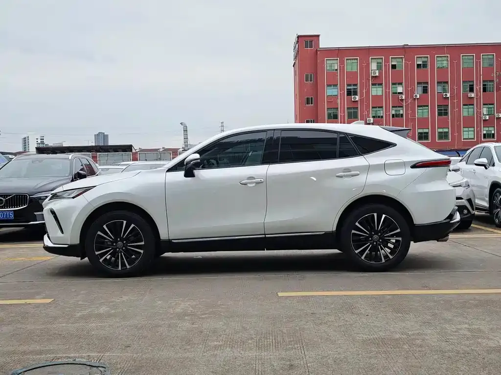 Toyota Venza 2022 из CN, фото 10