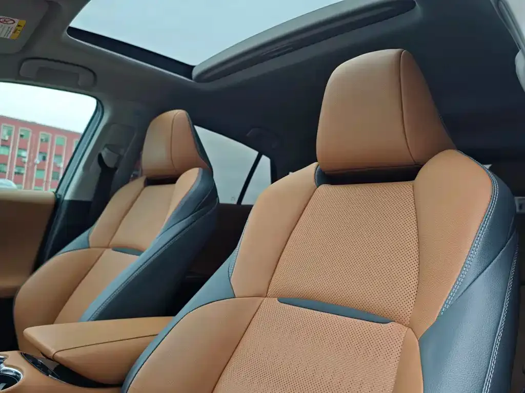 Toyota Venza 2022 из CN, фото 2