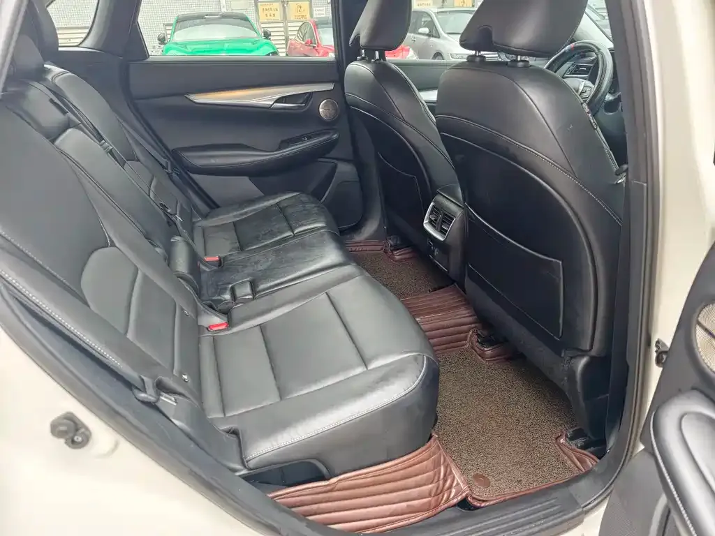 Infiniti QX50 2021 из CN, фото 3