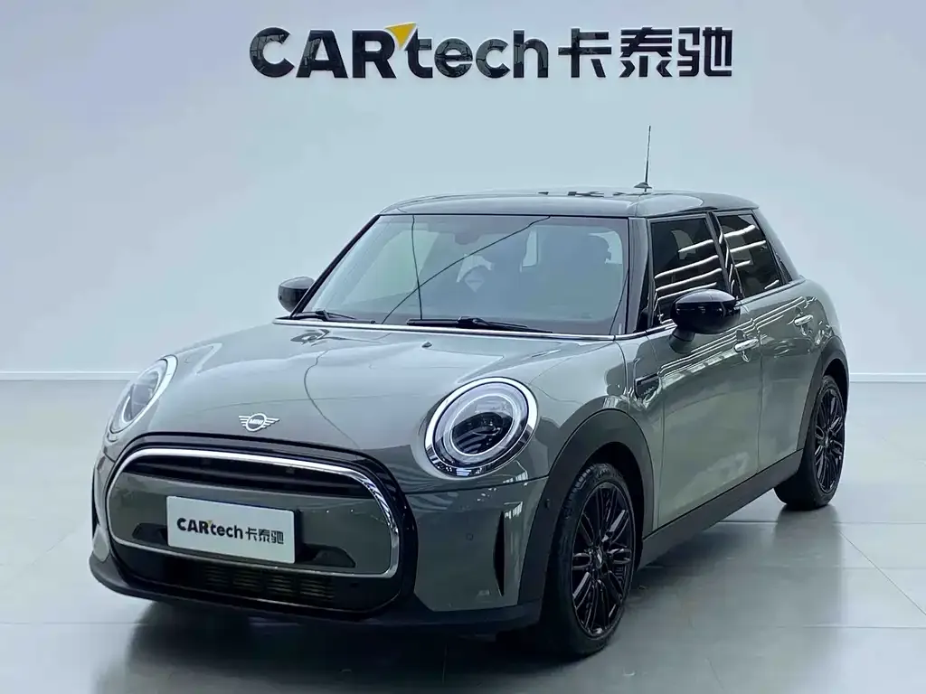 MINI Cooper (3-door) — фото 1