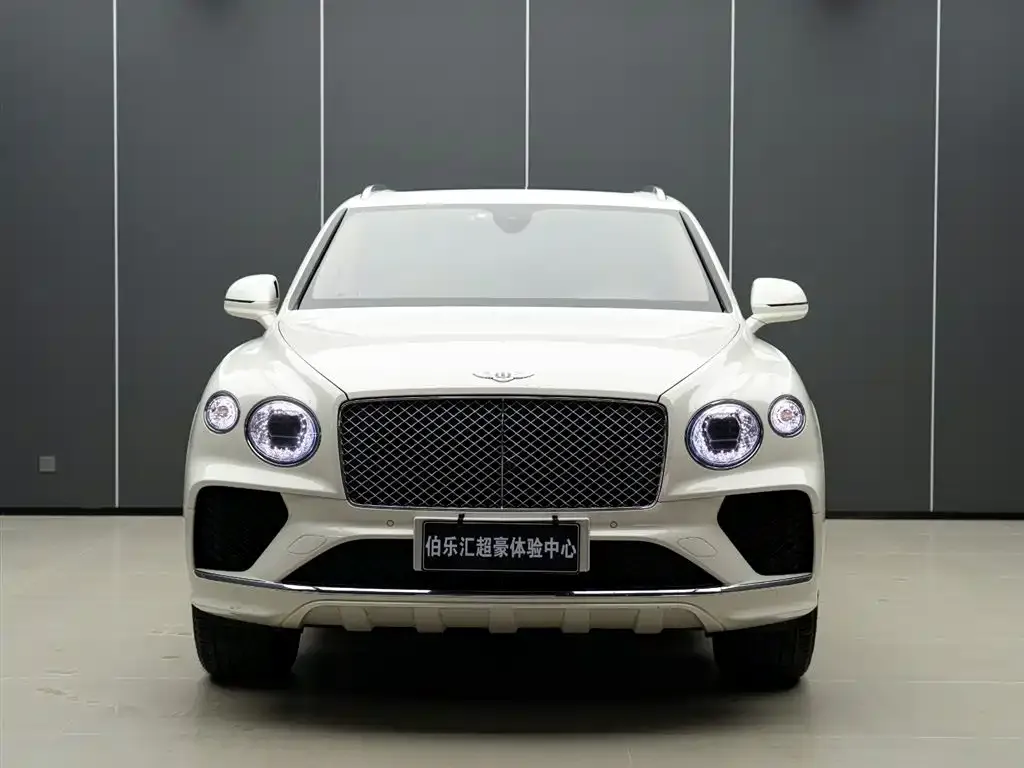 Bentley Bentayga — фото 5