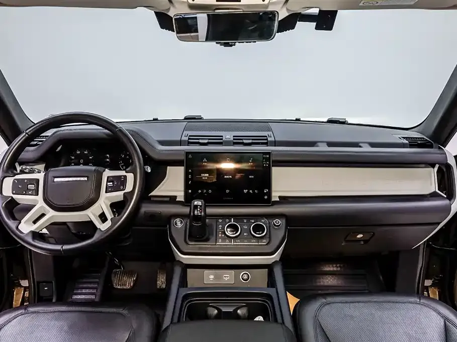 Land Rover Defender — фото 4
