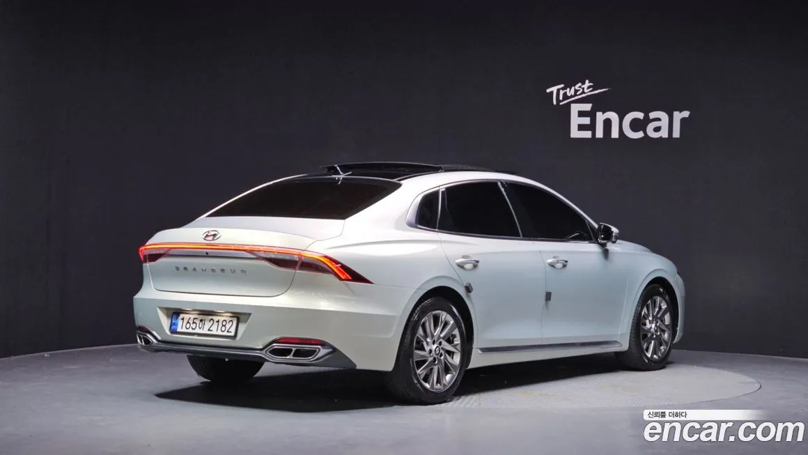 Hyundai Grandeur 2021 из KR, фото 2
