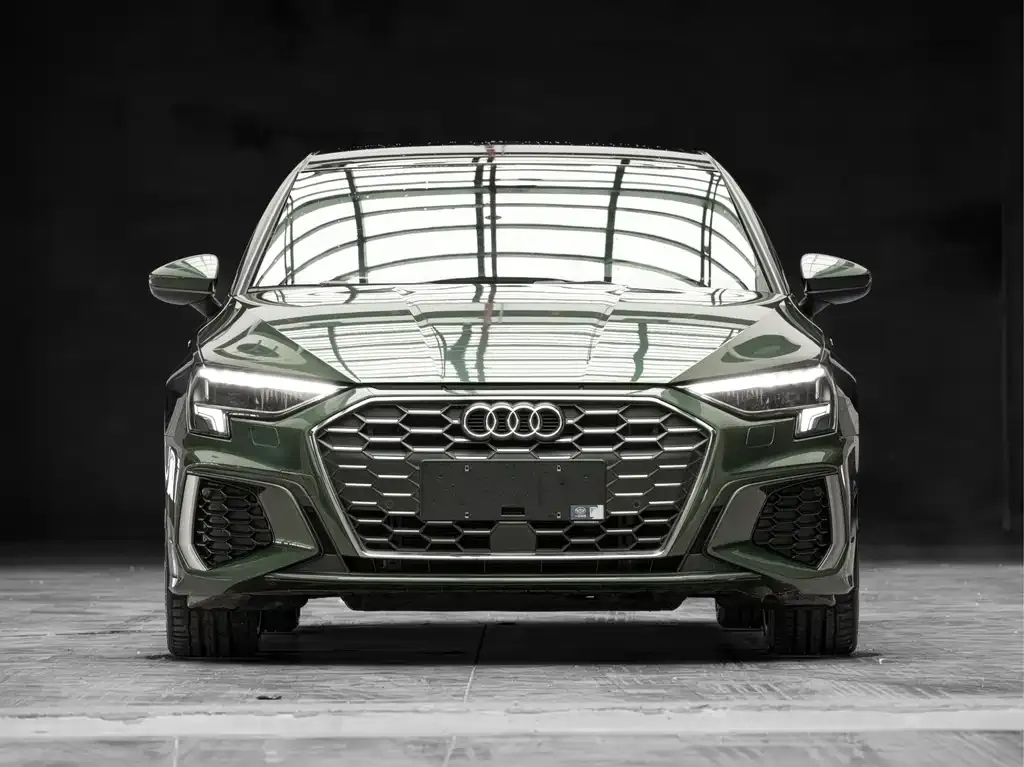 Audi A3 2023 из CN, фото 8