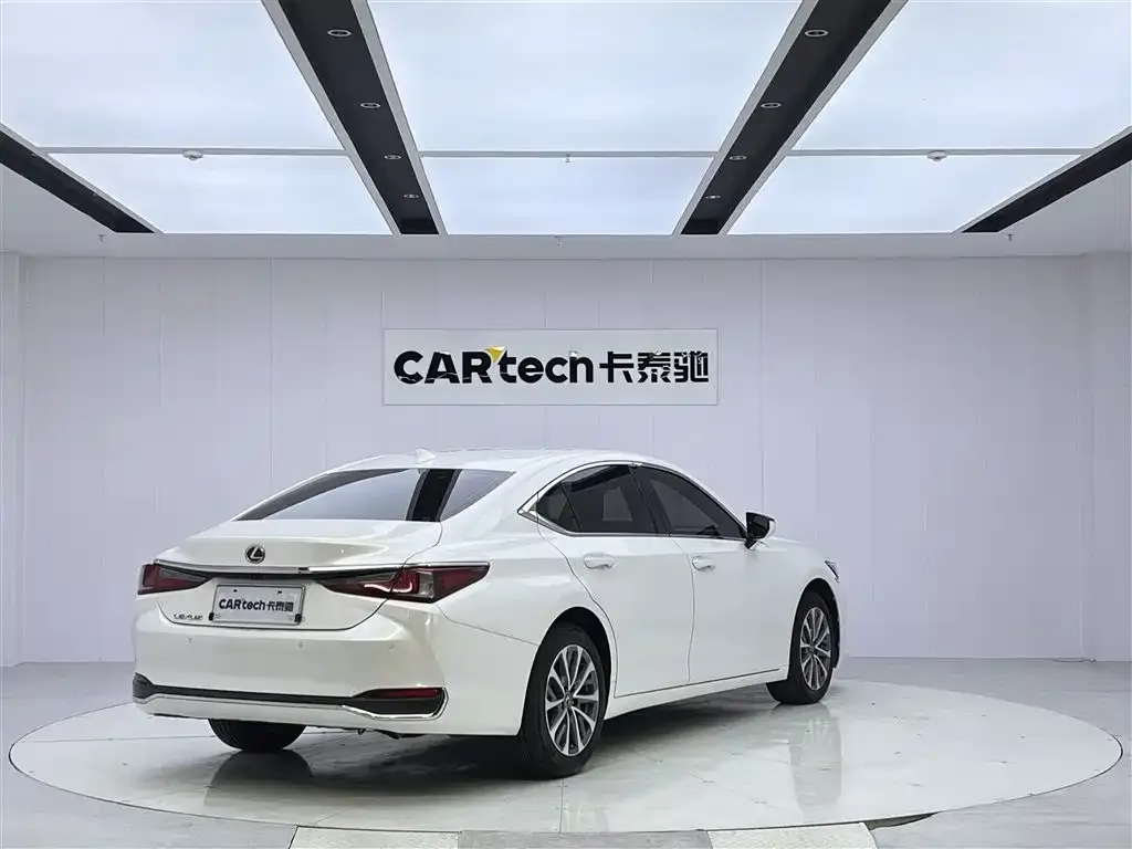 Lexus ES 2024 из CN, фото 4