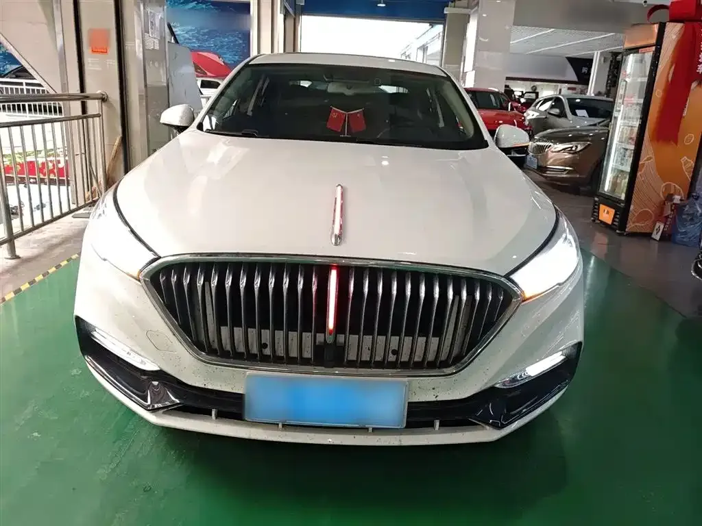 Hongqi H5 — фото 3