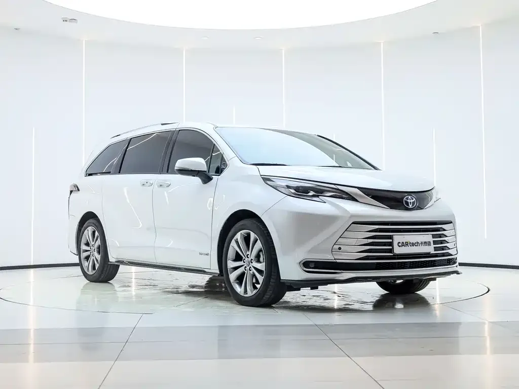 Toyota Sienna 2023 из CN, фото 10