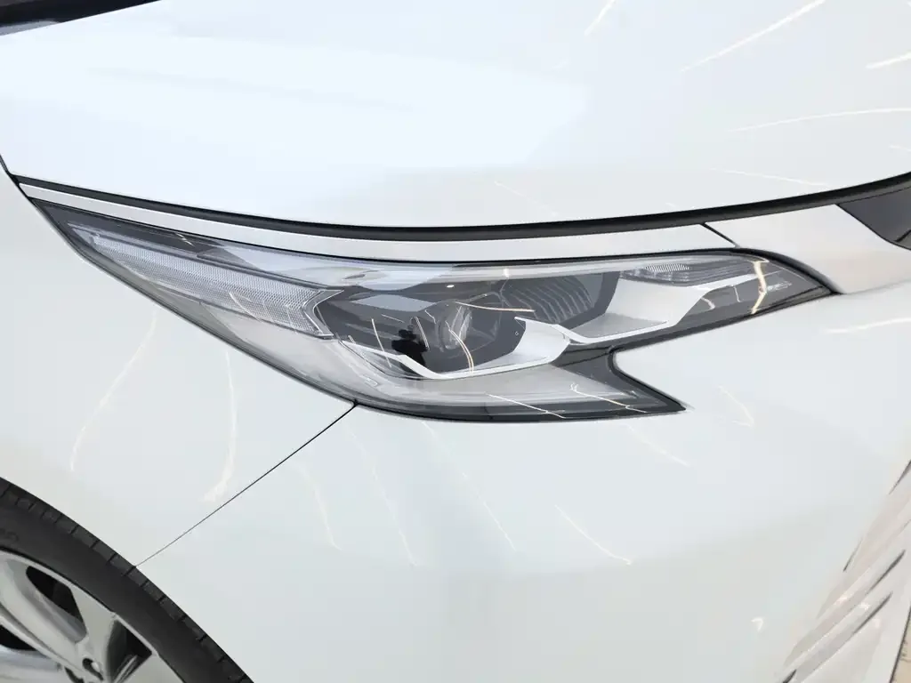 Toyota Sienna 2023 из CN, фото 9