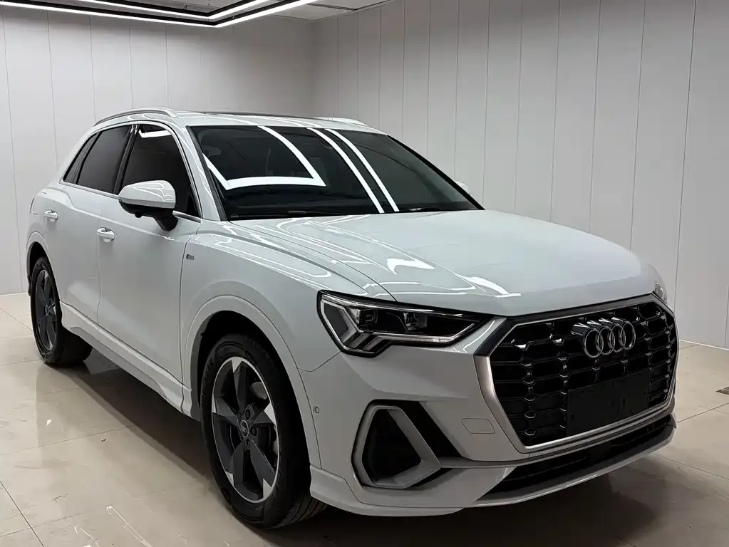 Audi Q3 — фото 7