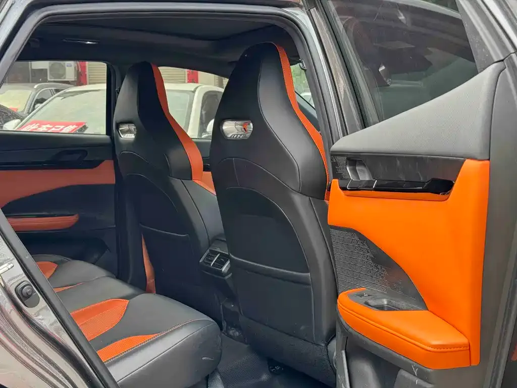 Changan UNI-V 2023 из CN, фото 8