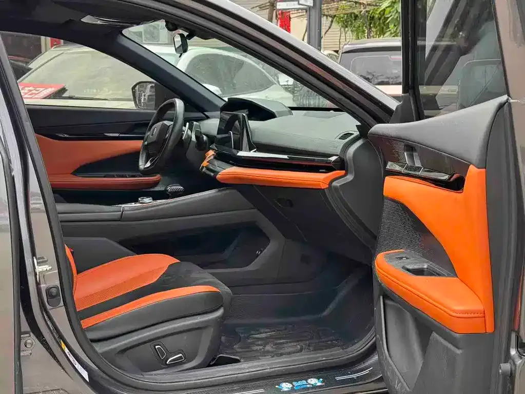 Changan UNI-V 2023 из CN, фото 9