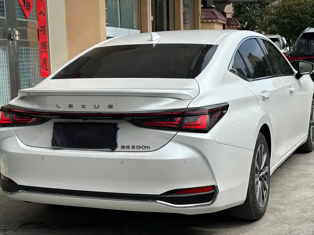 Lexus ES — фото 5