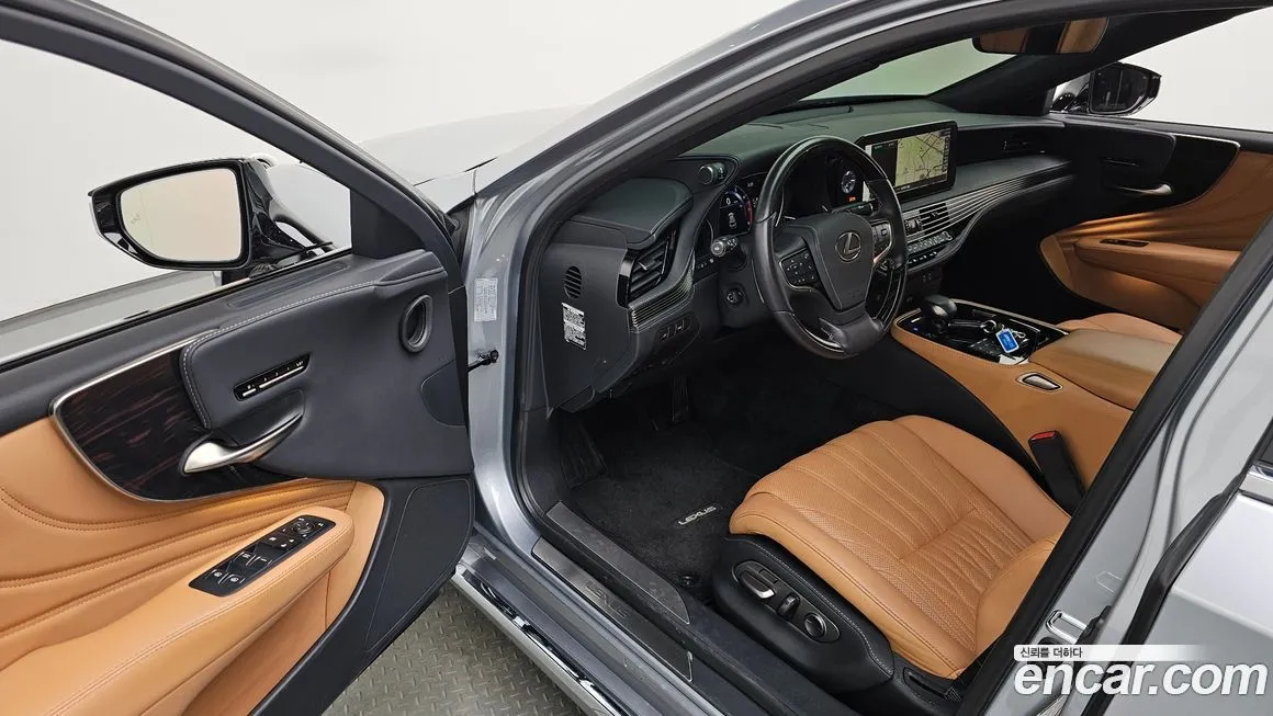 Lexus LS 2023 из KR, фото 10