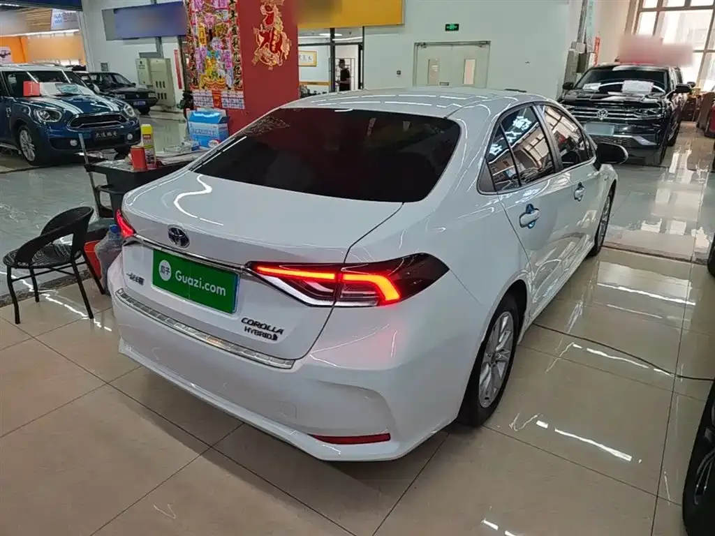 Toyota Corolla 2023 из CN, фото 2