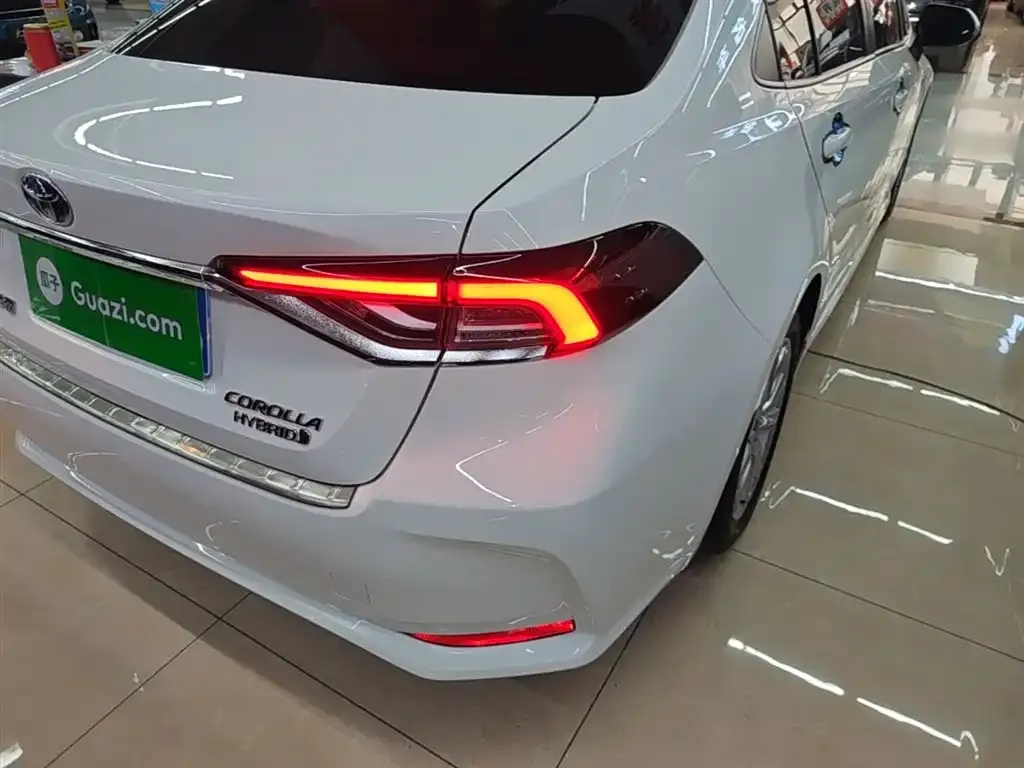 Toyota Corolla 2023 из CN, фото 3