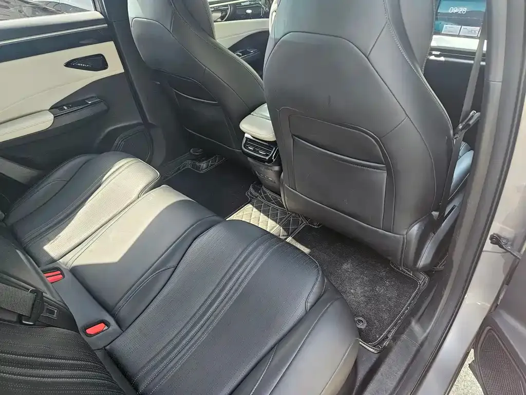Geely Galaxy L7 2024 из CN, фото 3