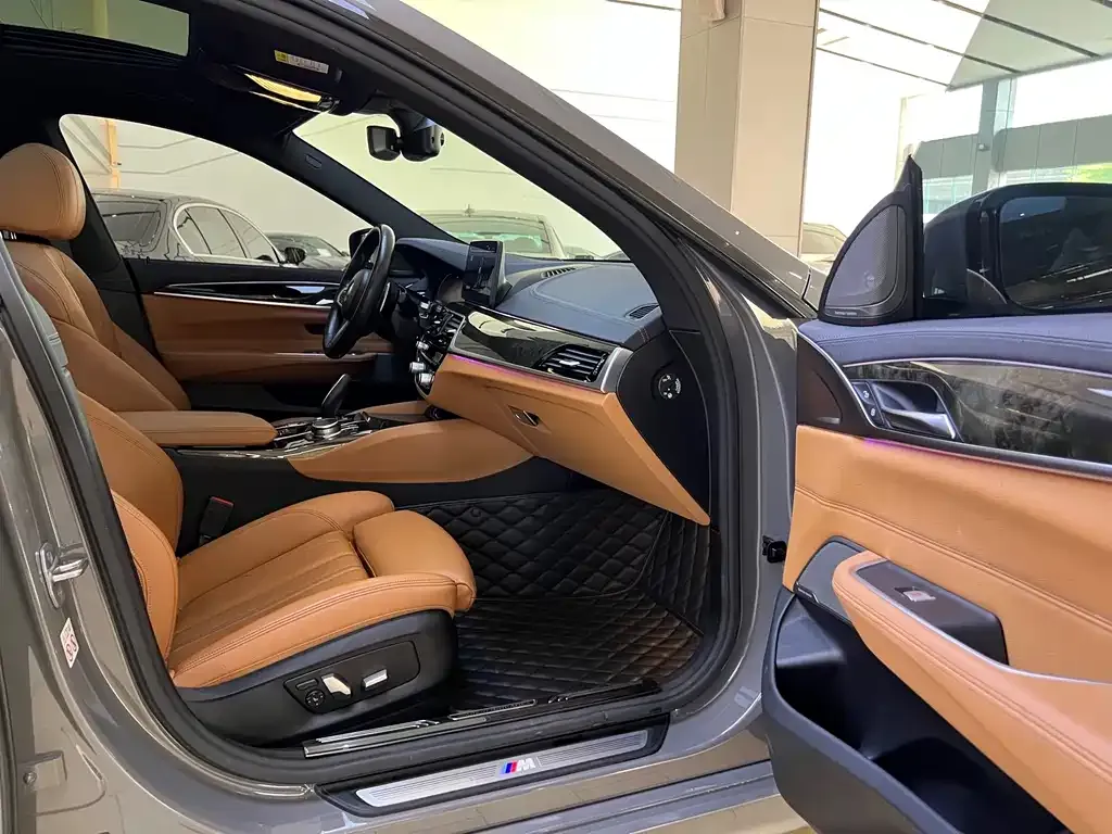 BMW 6 Series GT 2021 из CN, фото 5