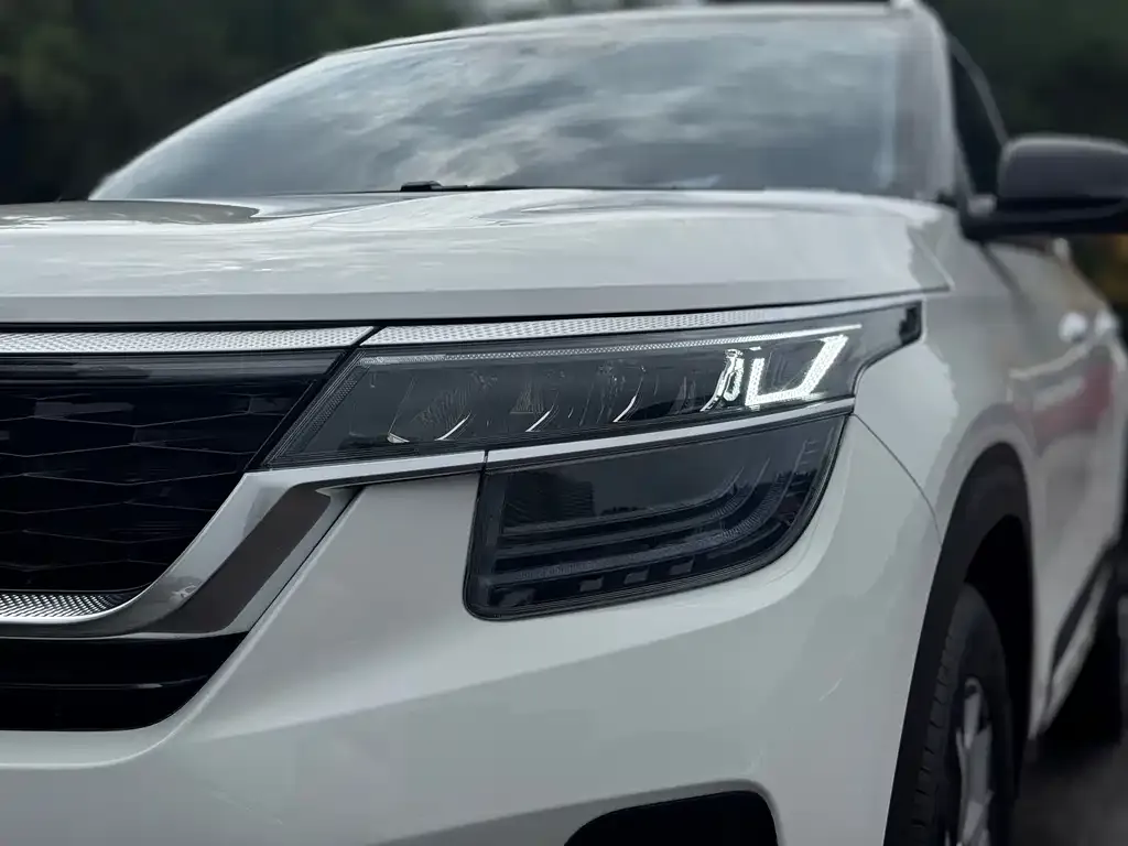 Kia KX3 — фото 2