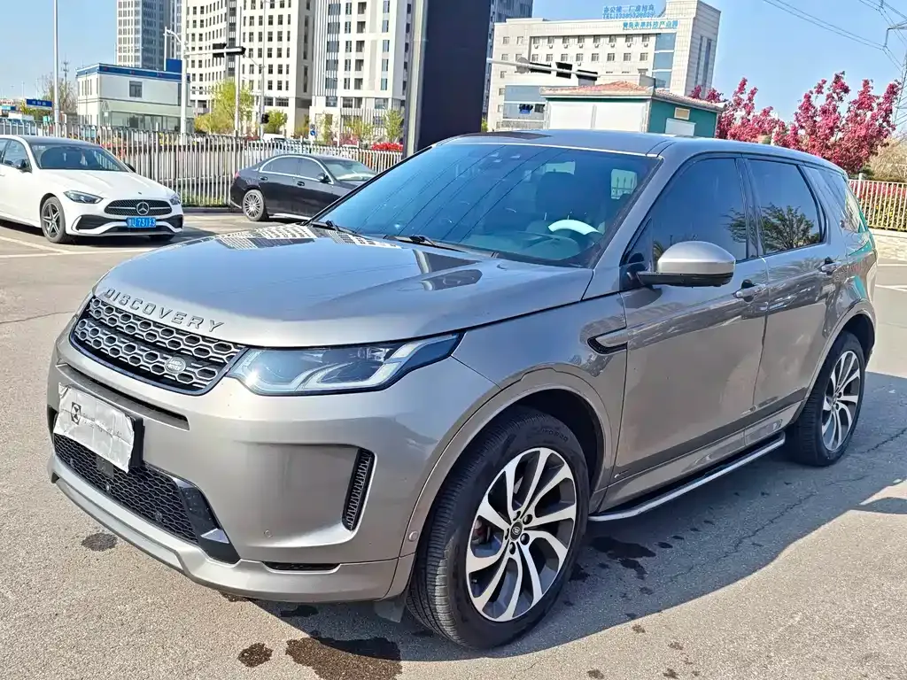 Land Rover Discovery Sport — фото 1