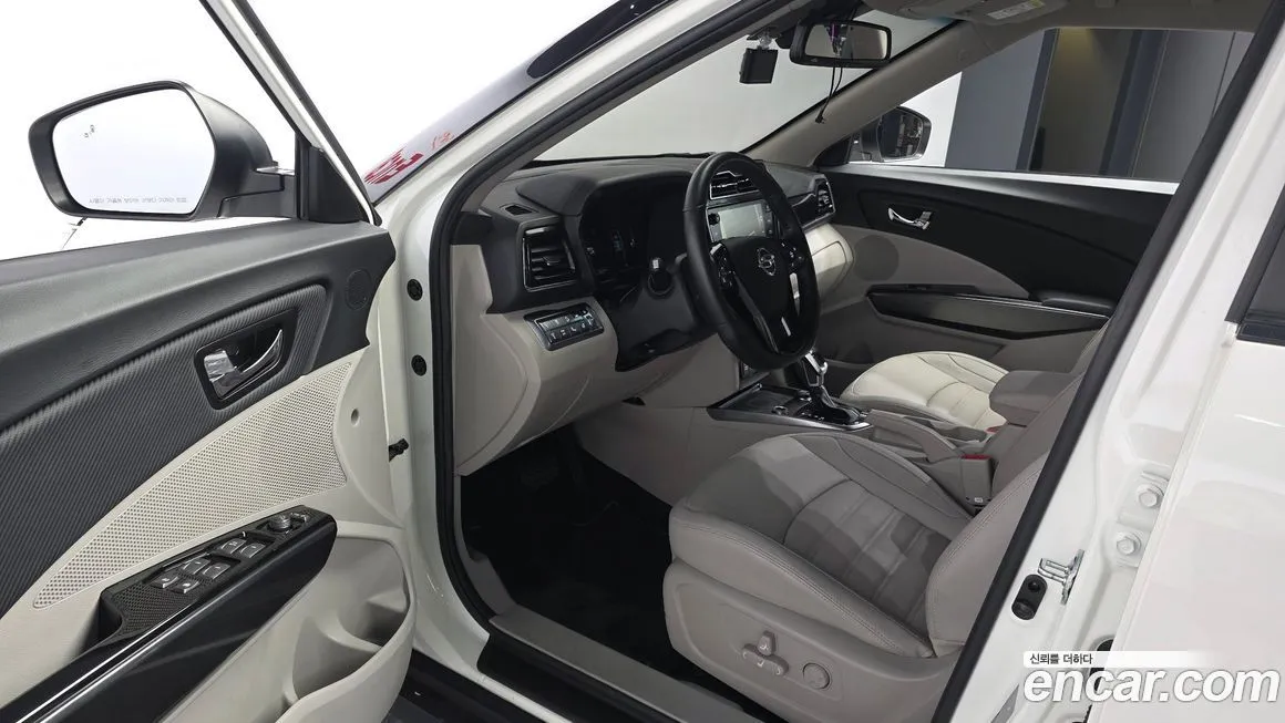 KG Mobility (Ssangyong) TIBOLI 2022 из KR, фото 6