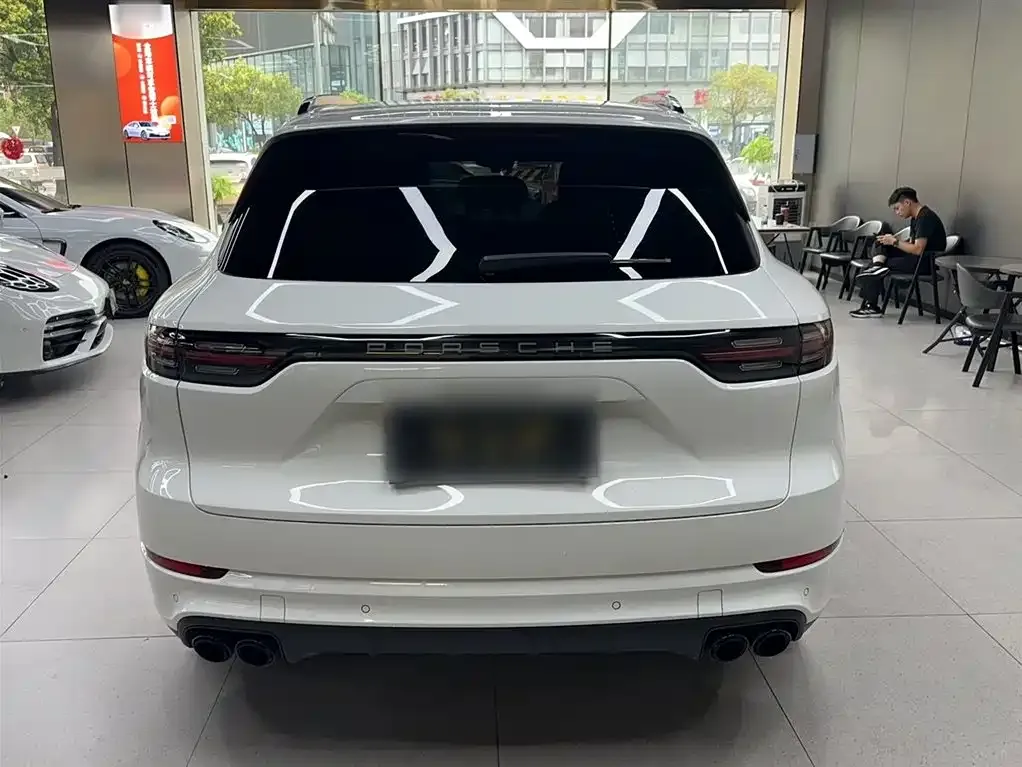 Porsche Cayenne 2023 из CN, фото 4