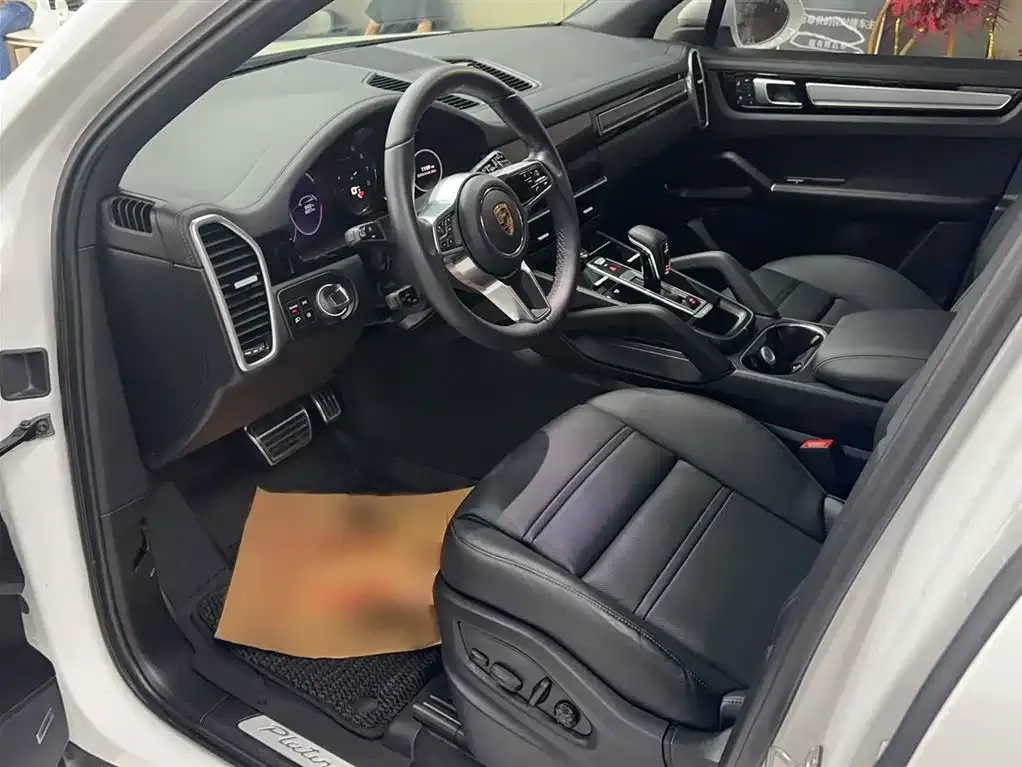 Porsche Cayenne 2023 из CN, фото 3