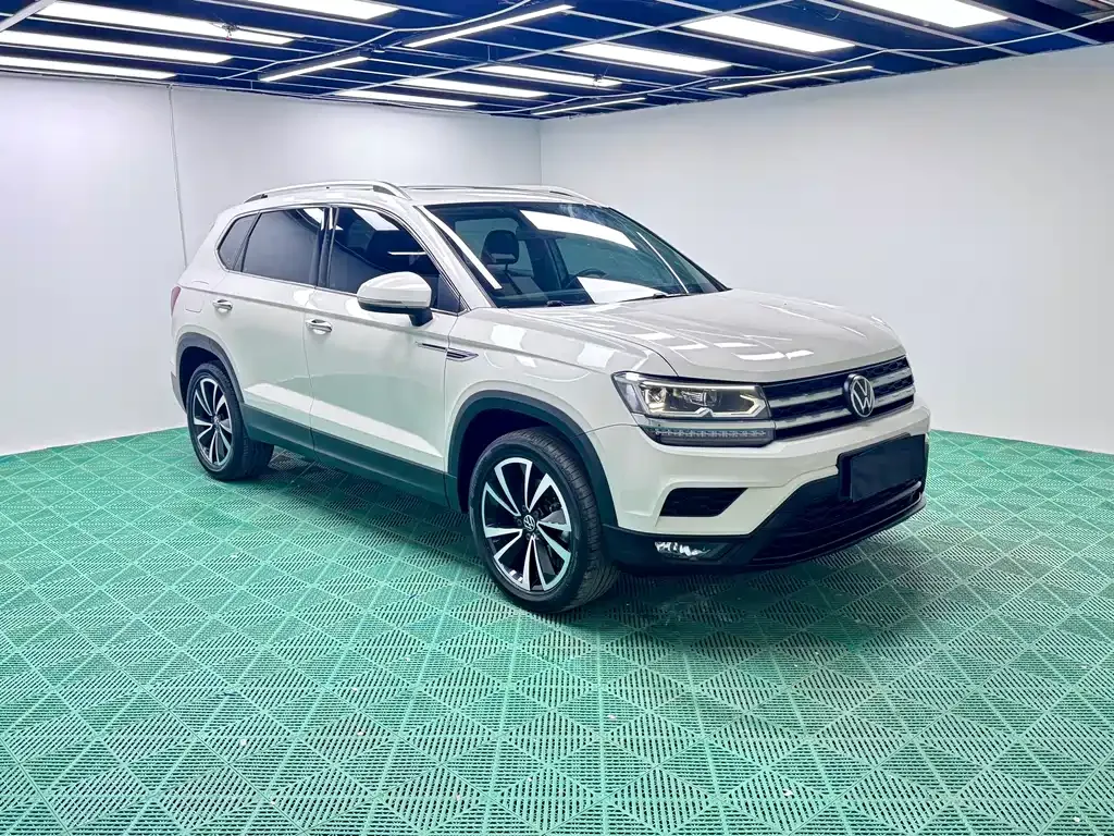 Volkswagen Tharu 2022 из CN, фото 10