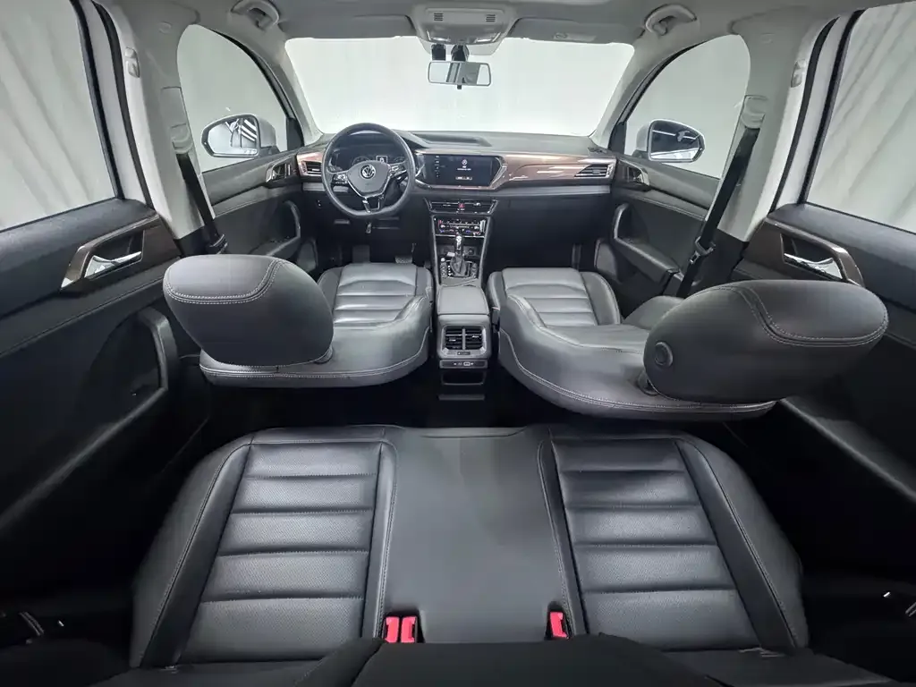 Volkswagen Tharu 2022 из CN, фото 3