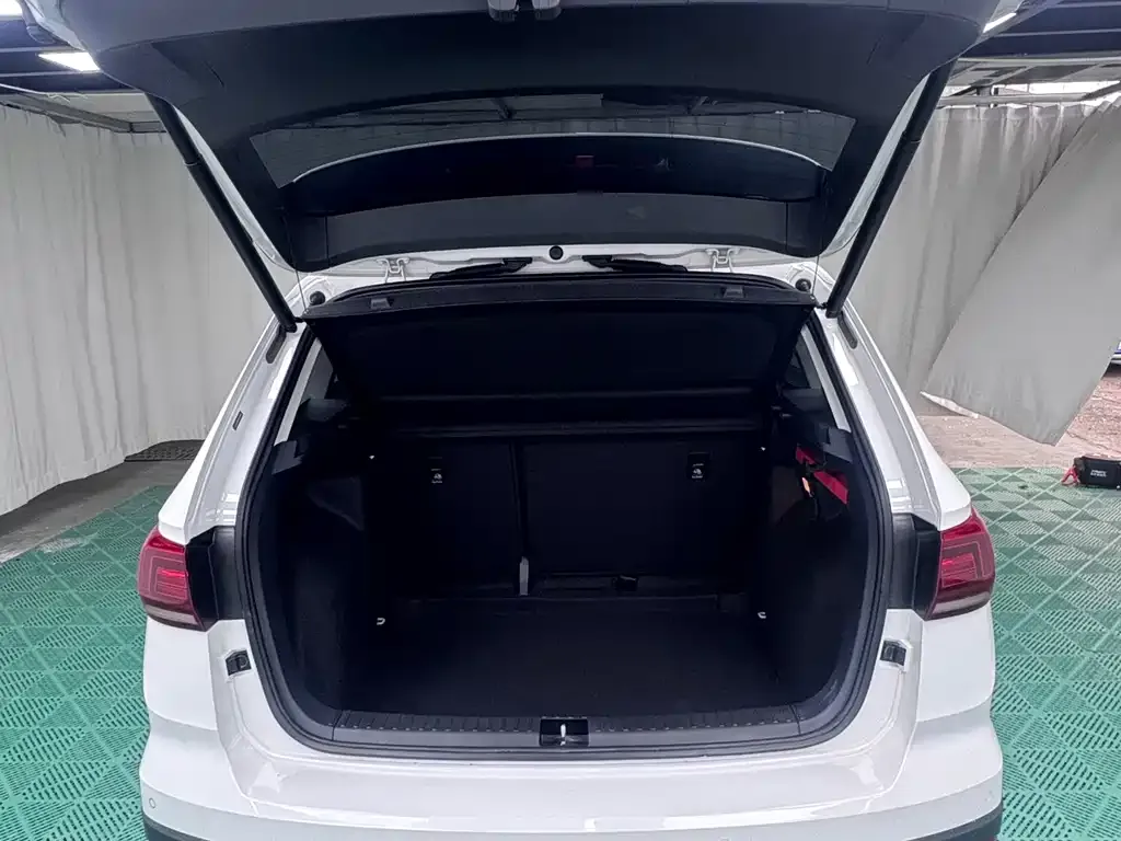 Volkswagen Tharu 2022 из CN, фото 5