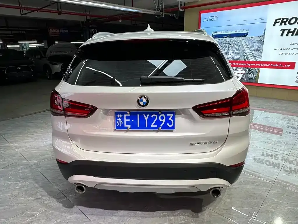 BMW X1 — фото 2