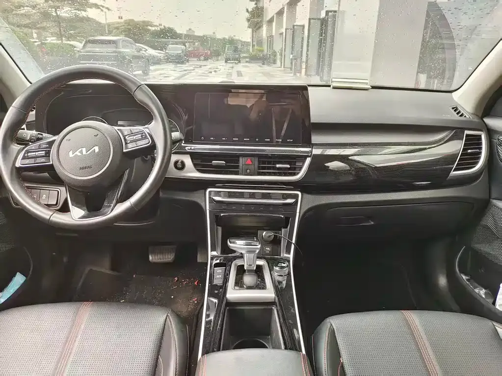 Kia KX3 2021 из CN, фото 9