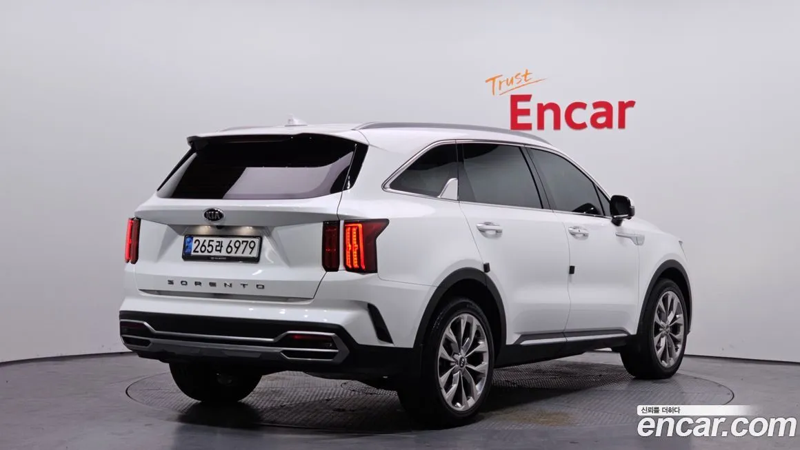 Kia Sorento — фото 2