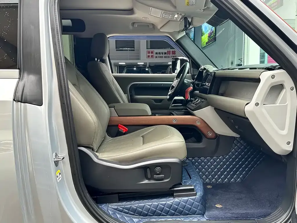 Land Rover Defender 2022 из CN, фото 5