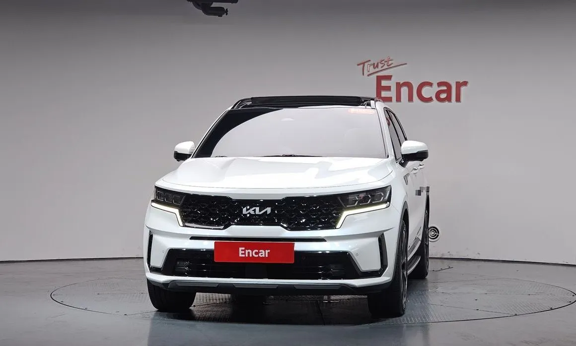 Kia Sorento — фото 6