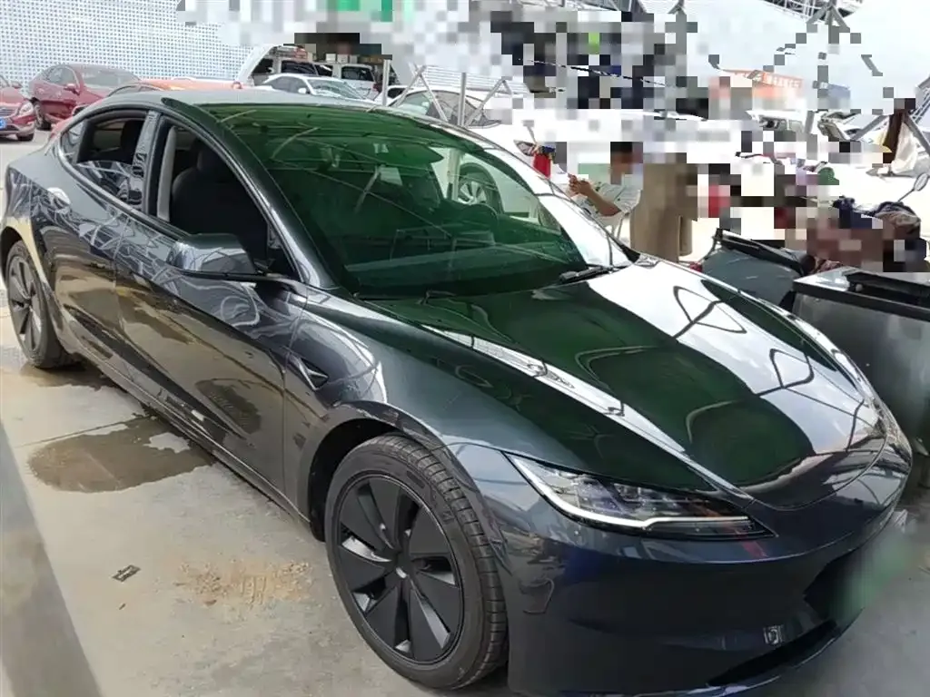 Tesla Model 3 — фото 5