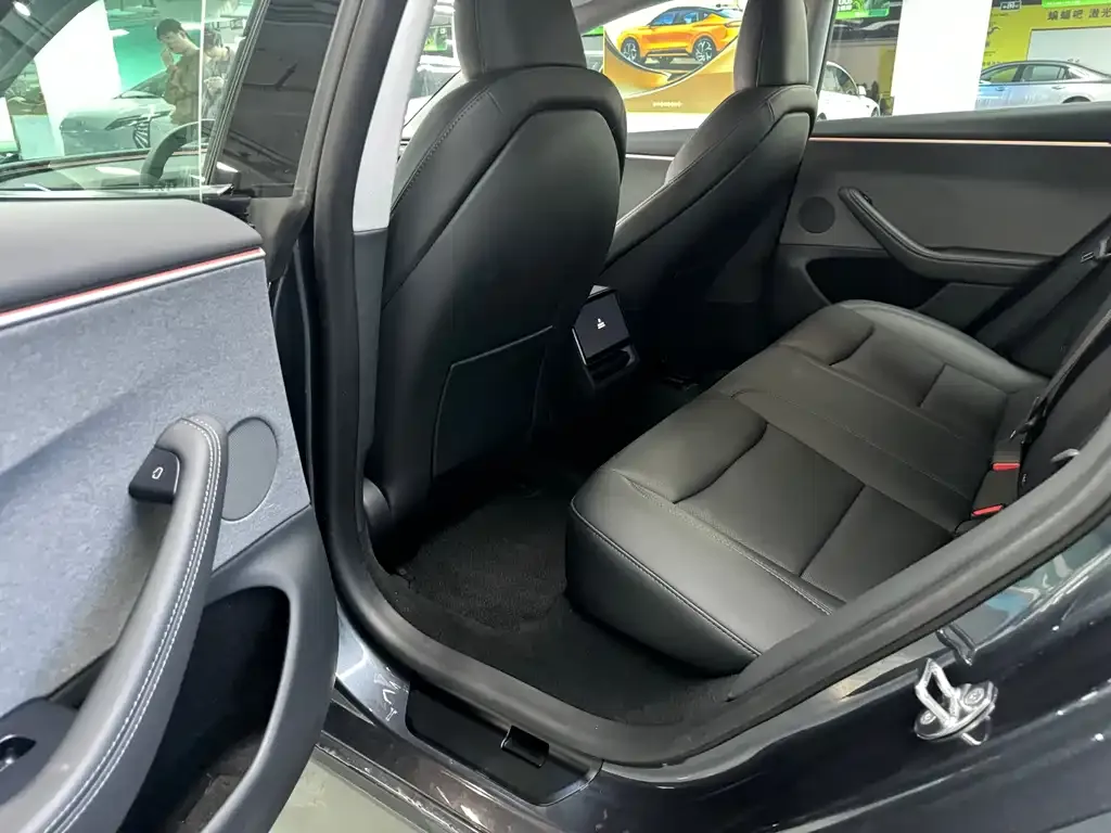 Tesla Model 3 2024 из CN, фото 3