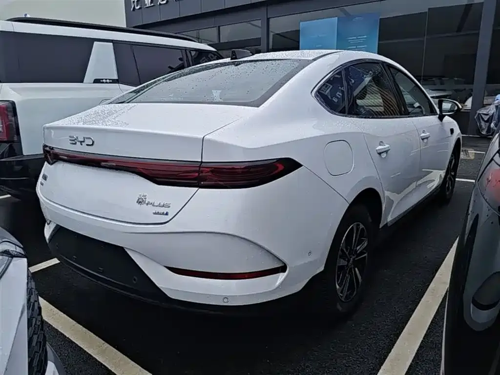 BYD Qin PLUS — фото 7