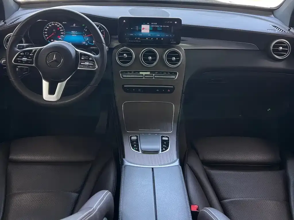 Mercedes-Benz GLC 2022 из CN, фото 2