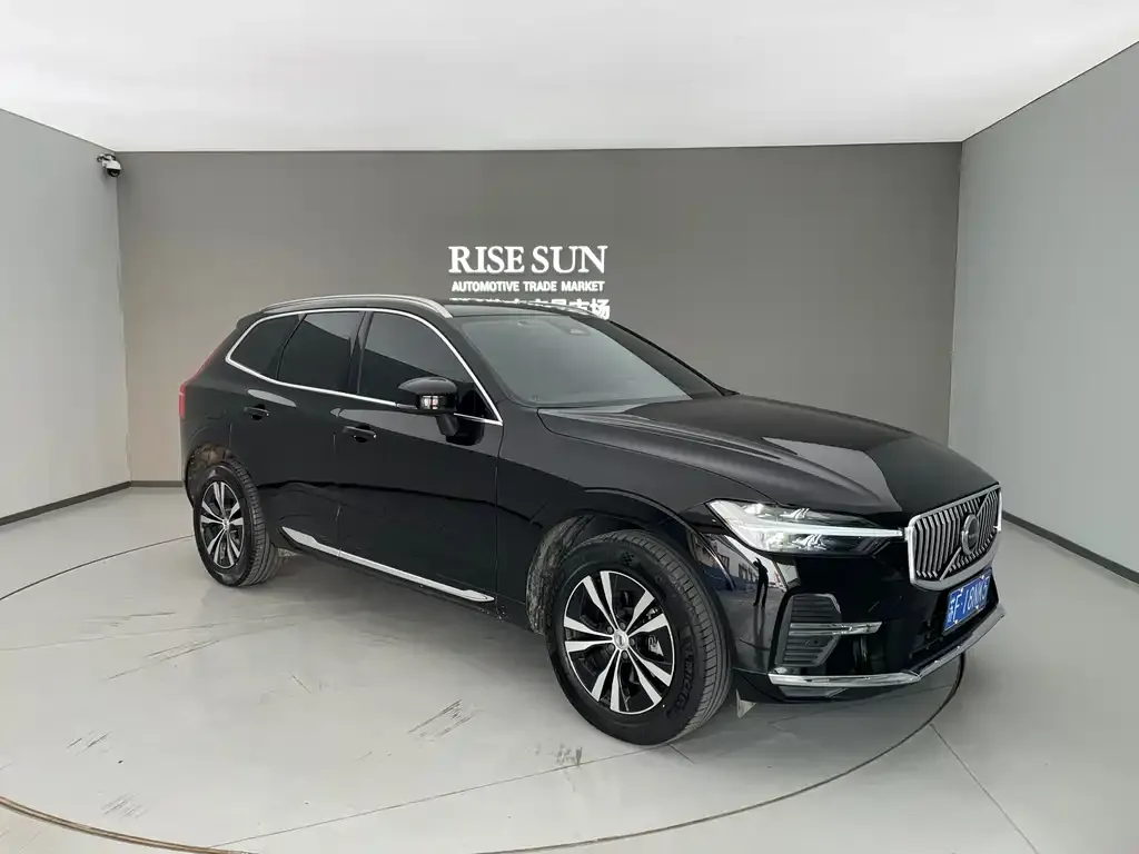 Volvo XC60 2023 из CN, фото 9