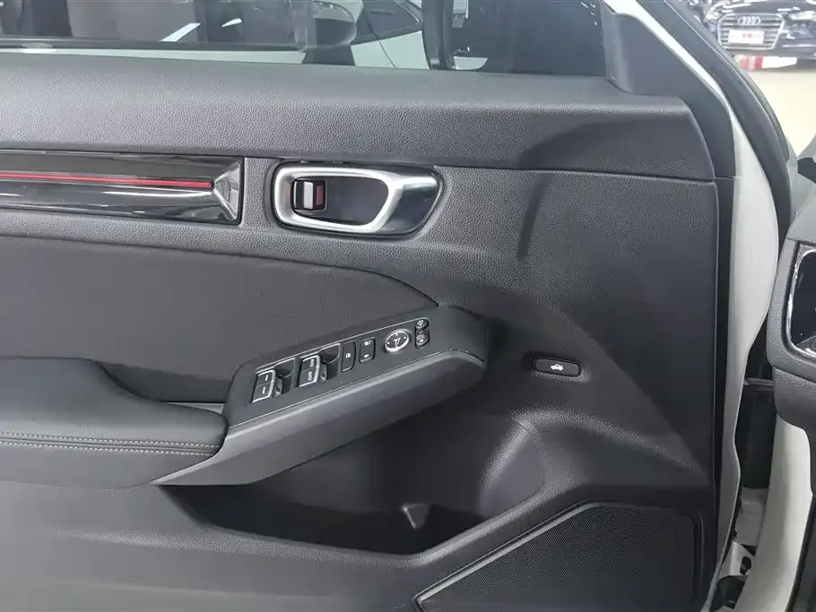 Honda Civic — фото 5