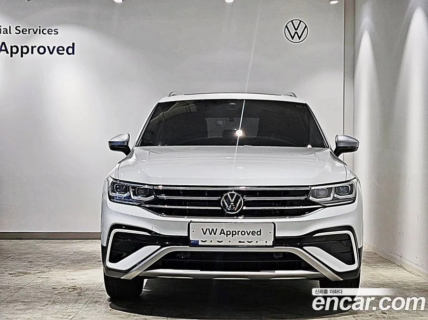 Volkswagen Tiguan — фото 9