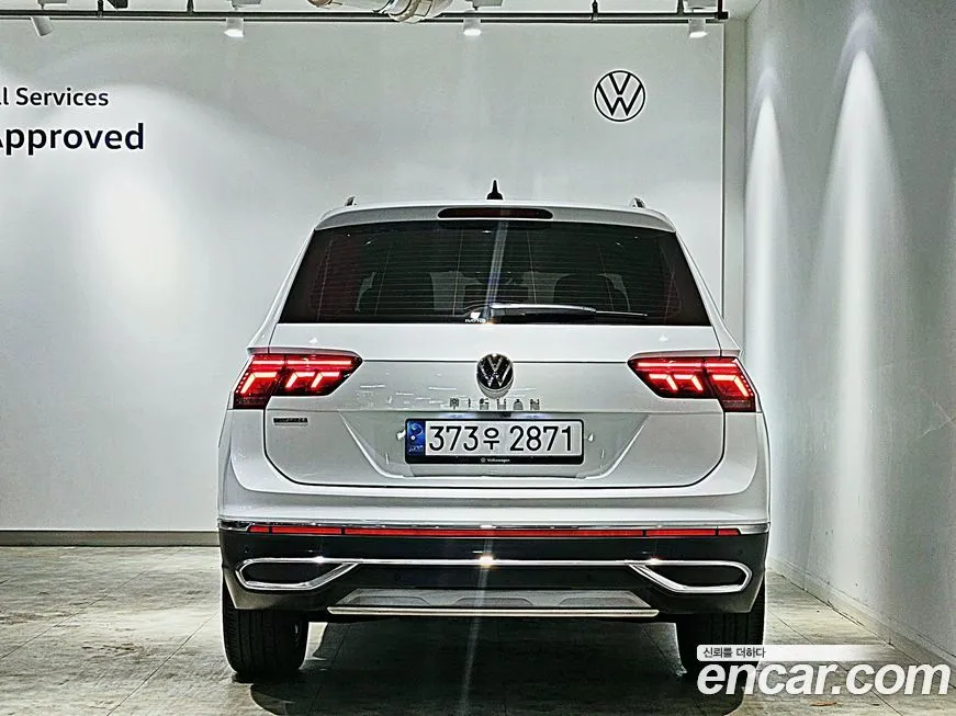 Volkswagen Tiguan — фото 5