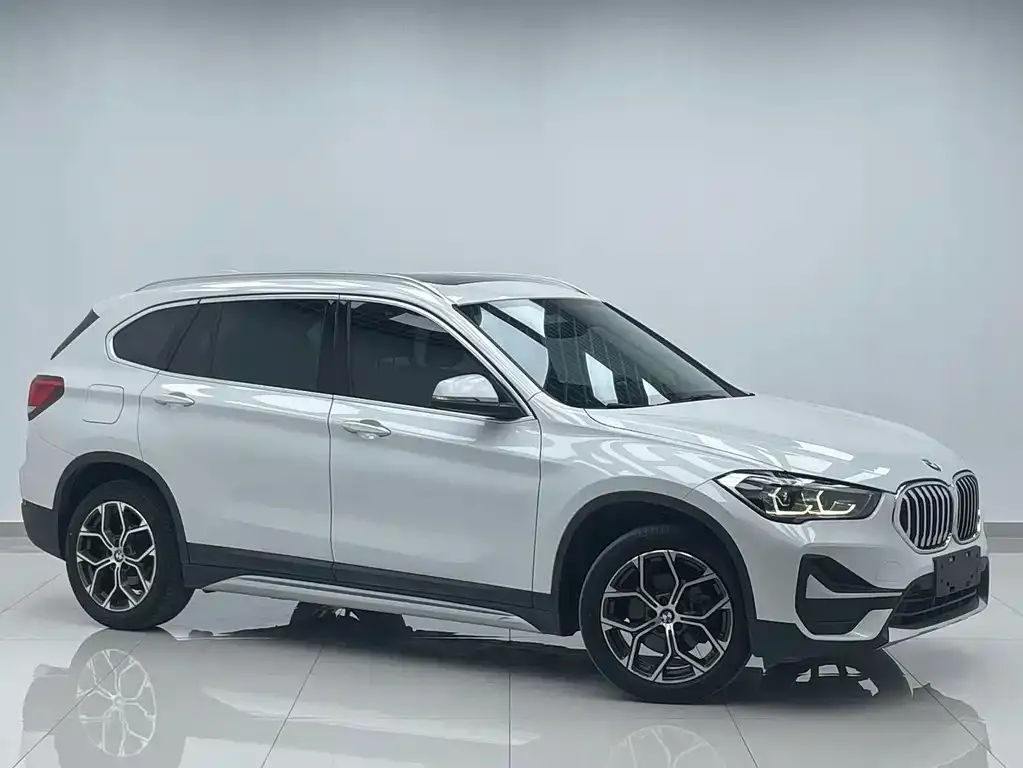 BMW X1 — фото 4