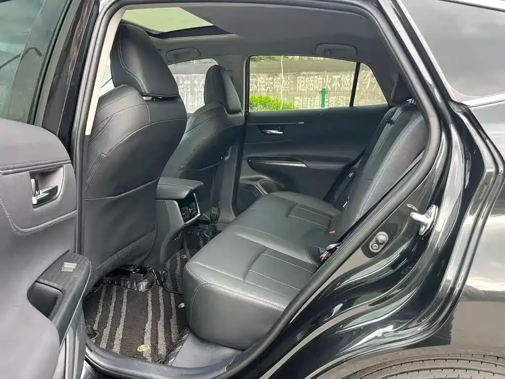 Toyota Harrier 2024 из CN, фото 5