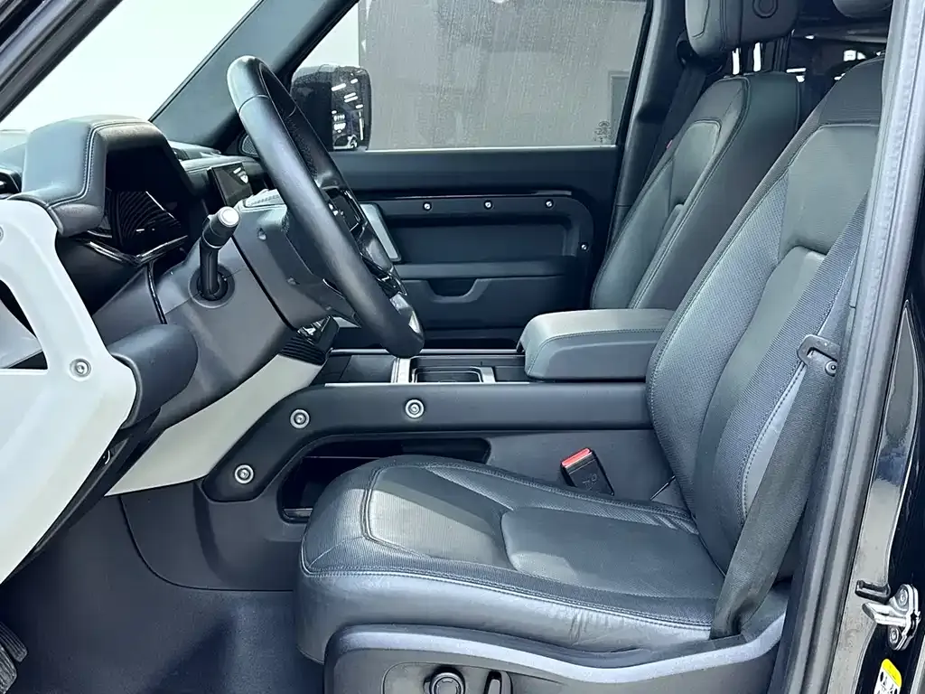 Land Rover Defender — фото 8